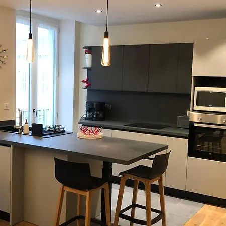 شقة Appartement T2 40 M2 Residence L'Europe Beatrice Centre-Ville 1 Chambre Parking *